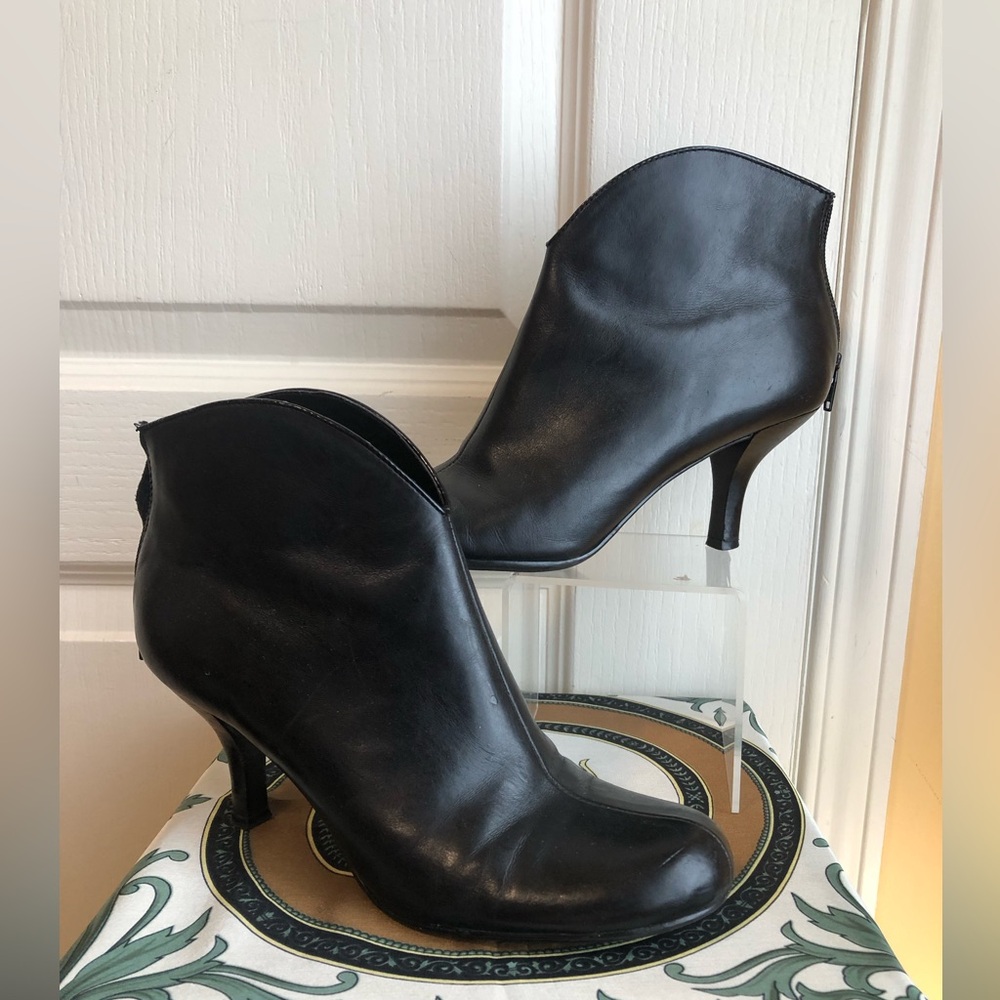 Franco Sarto Black Leather Ankle Booties